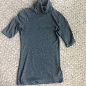 Merona Grey knit short sleeve turtleneck Sz S